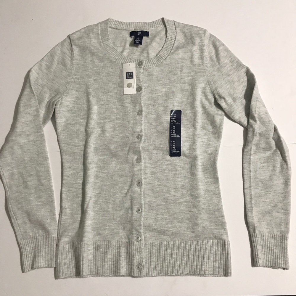 Gap Basic Grey Cardigan Nwt - image 1
